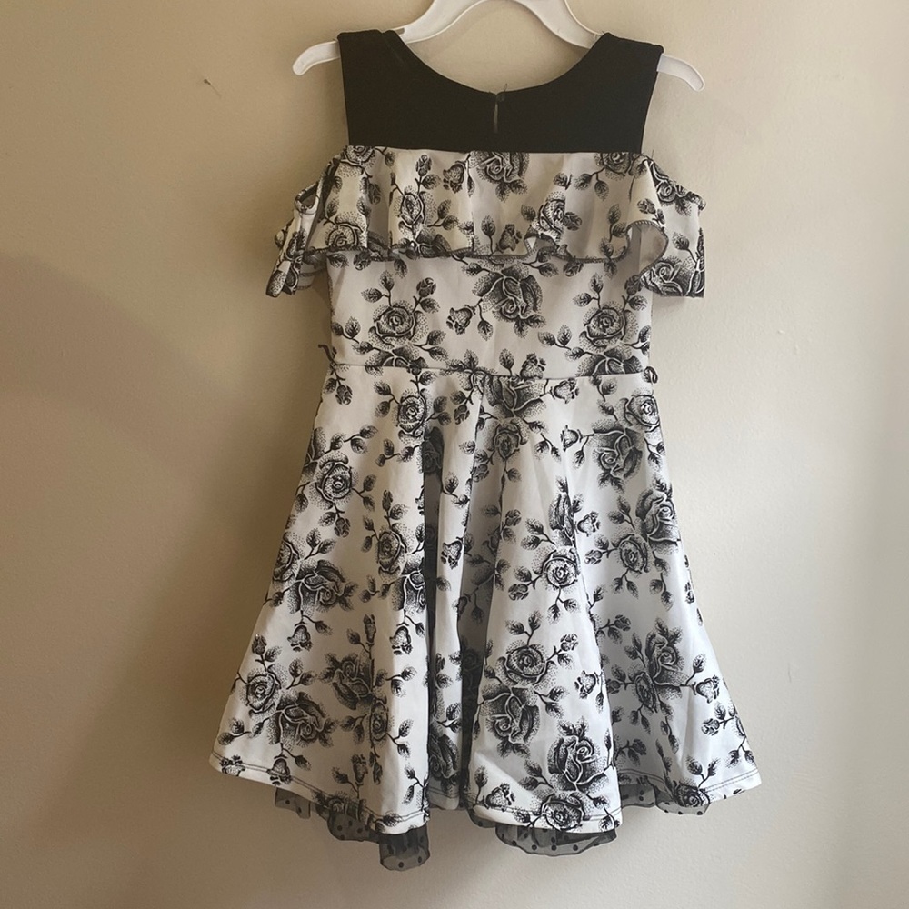 Knit works girls dress in size 10